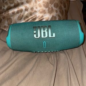 JBL Charge 5 Speaker